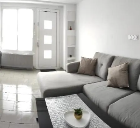 Entier Avec Wifi, Smart Tv, Proche Douai