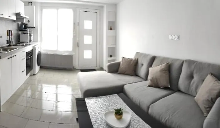 Entier Avec Wifi, Smart Tv, Proche Douai